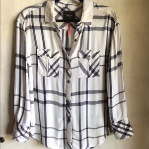 Rails Flannel Top